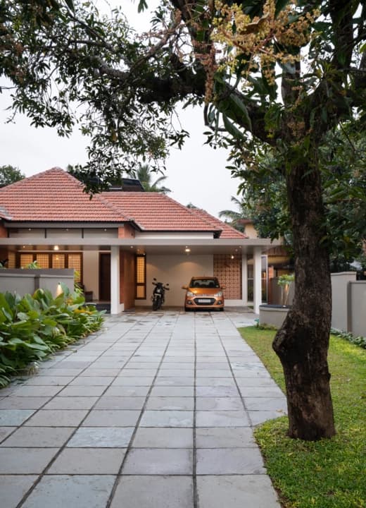 Dr Rachel Daniel image 3