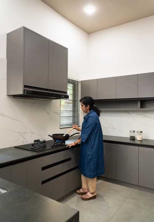 Dr Rachel Daniel image 40